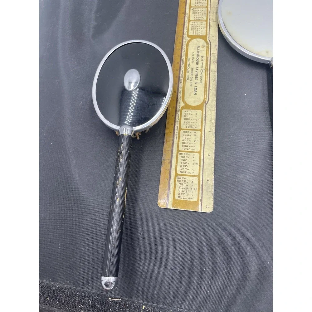 VNTG Handheld Mirror And Brush With‎ Wood Handles